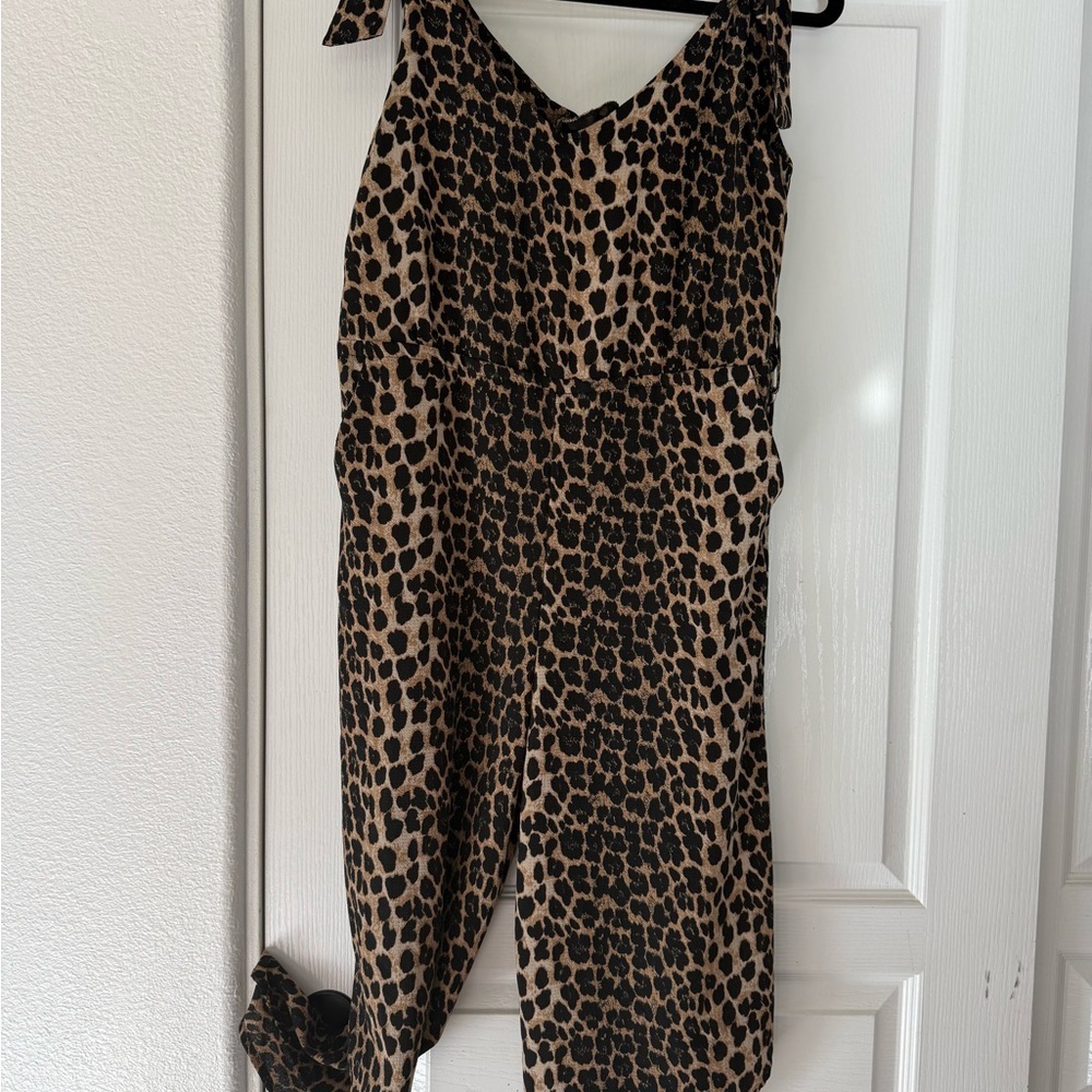 Leopard Print Jumpsuit - Picture 3 of 7